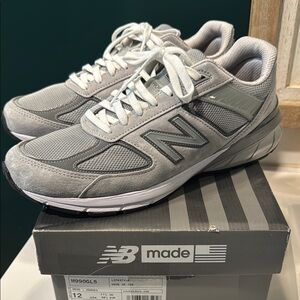 New Balance 990V5 - Size 12 Gray Sneakers Premium Suede Mesh